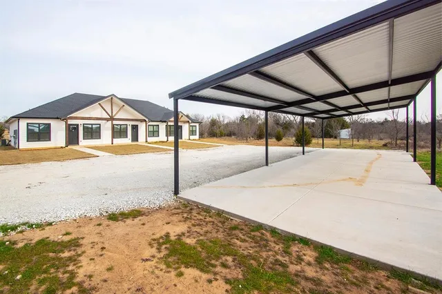 $1,450 | 20496 Us Highway, Unit A, Whitesboro, TX 76273