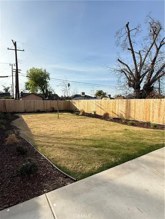 $1,900 | 310 Ohio Drive, Unit B, Bakersfield, CA 93307
