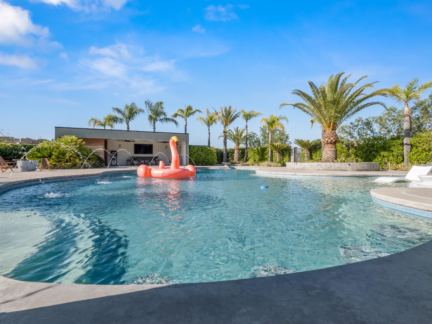 17113 Mark Road Madera, CA 93636 - Photo 55 of 99 an ocean view with residential area