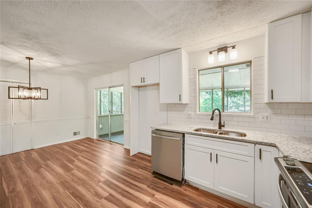 7418 Rountree Drive Riverdale, GA 30274 - Photo 13 of 37