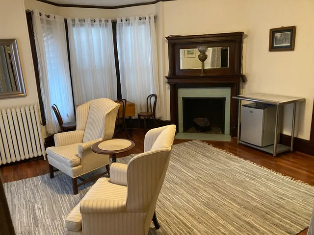 $1,750 | 110 Grovers Avenue, Unit 2F, Winthrop, MA 02152