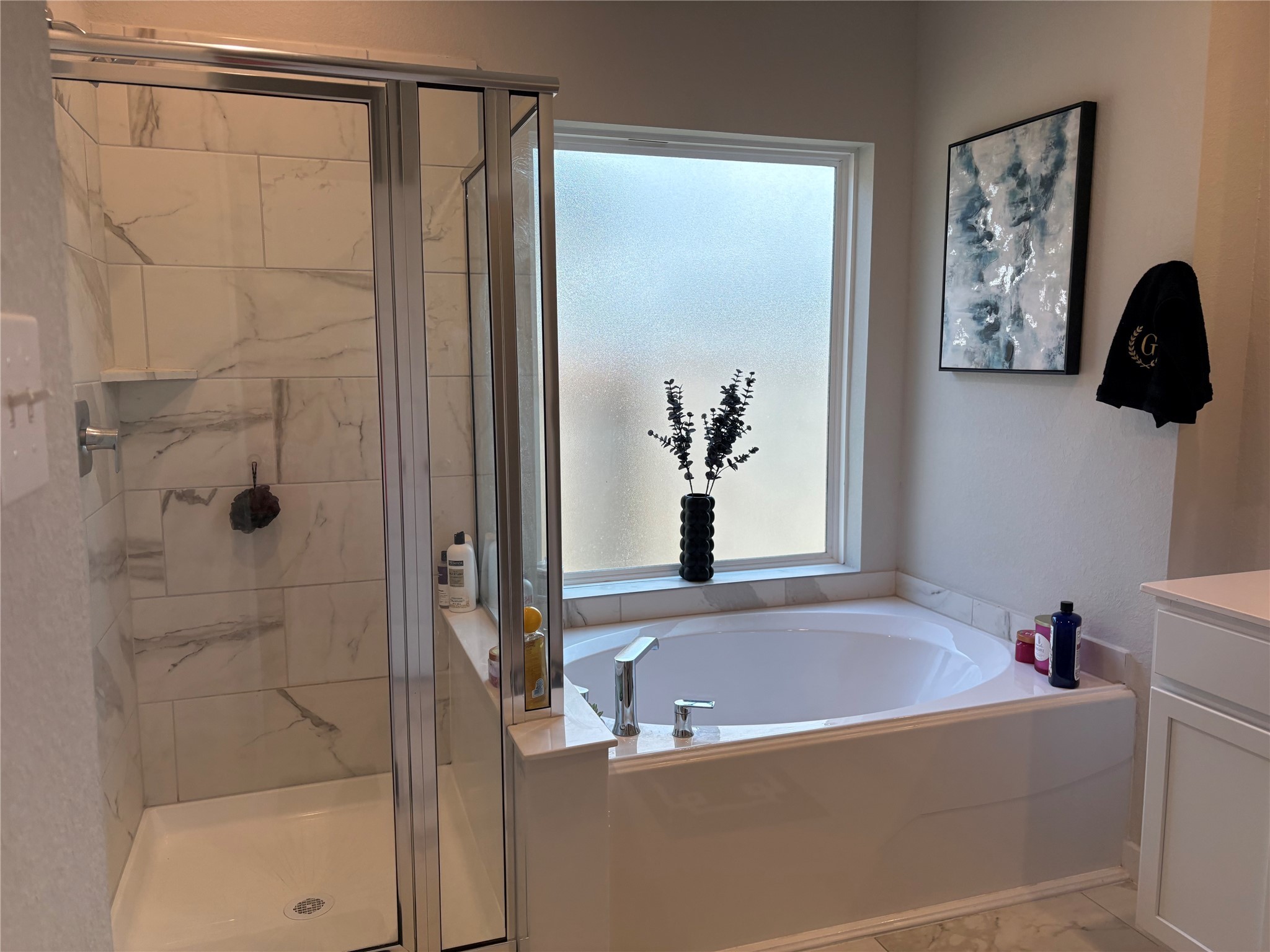 2142 Reed Cave Lane Spring, TX 77386 - Photo 14 of 15 a bathroom with a bathtub and a shower