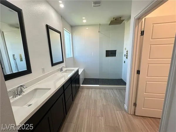 $3,020 | 9565 Camelback Creek Drive, Las Vegas, NV 89178