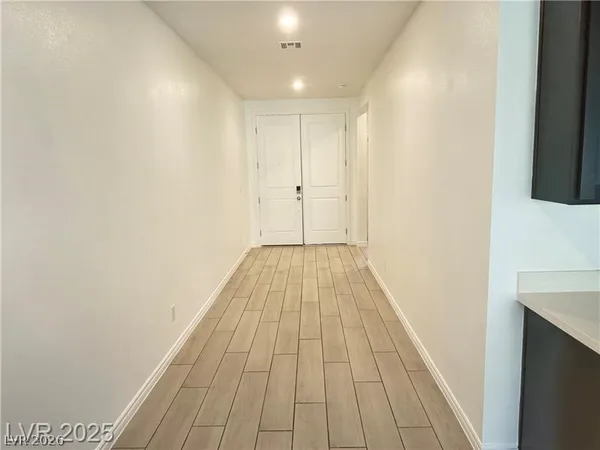 $3,020 | 9565 Camelback Creek Drive, Las Vegas, NV 89178