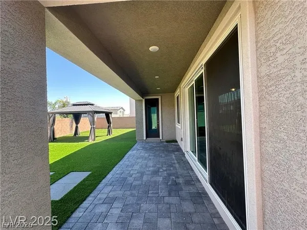 $3,020 | 9565 Camelback Creek Drive, Las Vegas, NV 89178