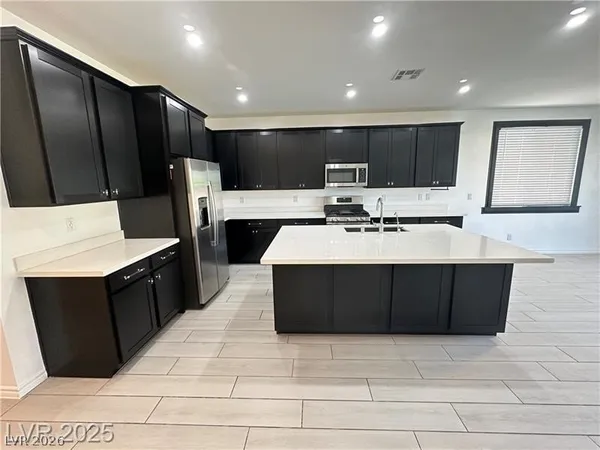 $3,020 | 9565 Camelback Creek Drive, Las Vegas, NV 89178