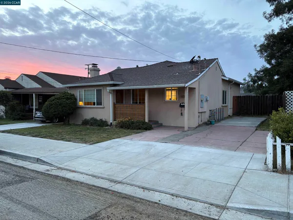 front view of house with a yard