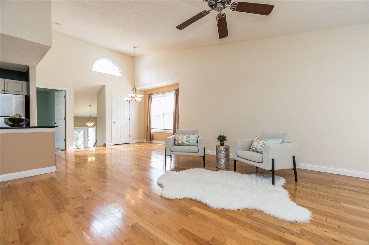 2242 Holiday Road Coralville, IA 52241 - Photo 2 of 37 Gallery Image 2