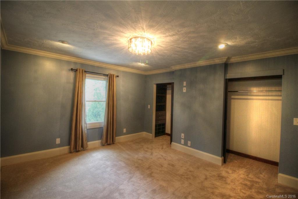 5 Woodcrest Road, Unit 13 Asheville, NC 28804 - Photo 13 of 23 Gallery Image 13