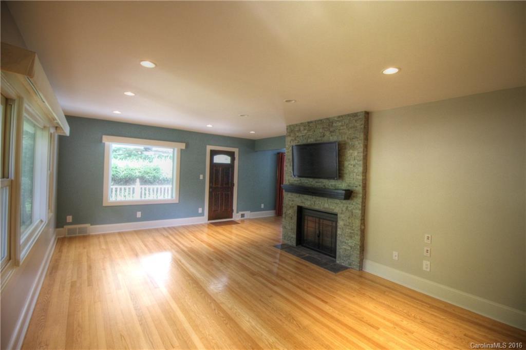 5 Woodcrest Road, Unit 13 Asheville, NC 28804 - Photo 5 of 23 Gallery Image 5