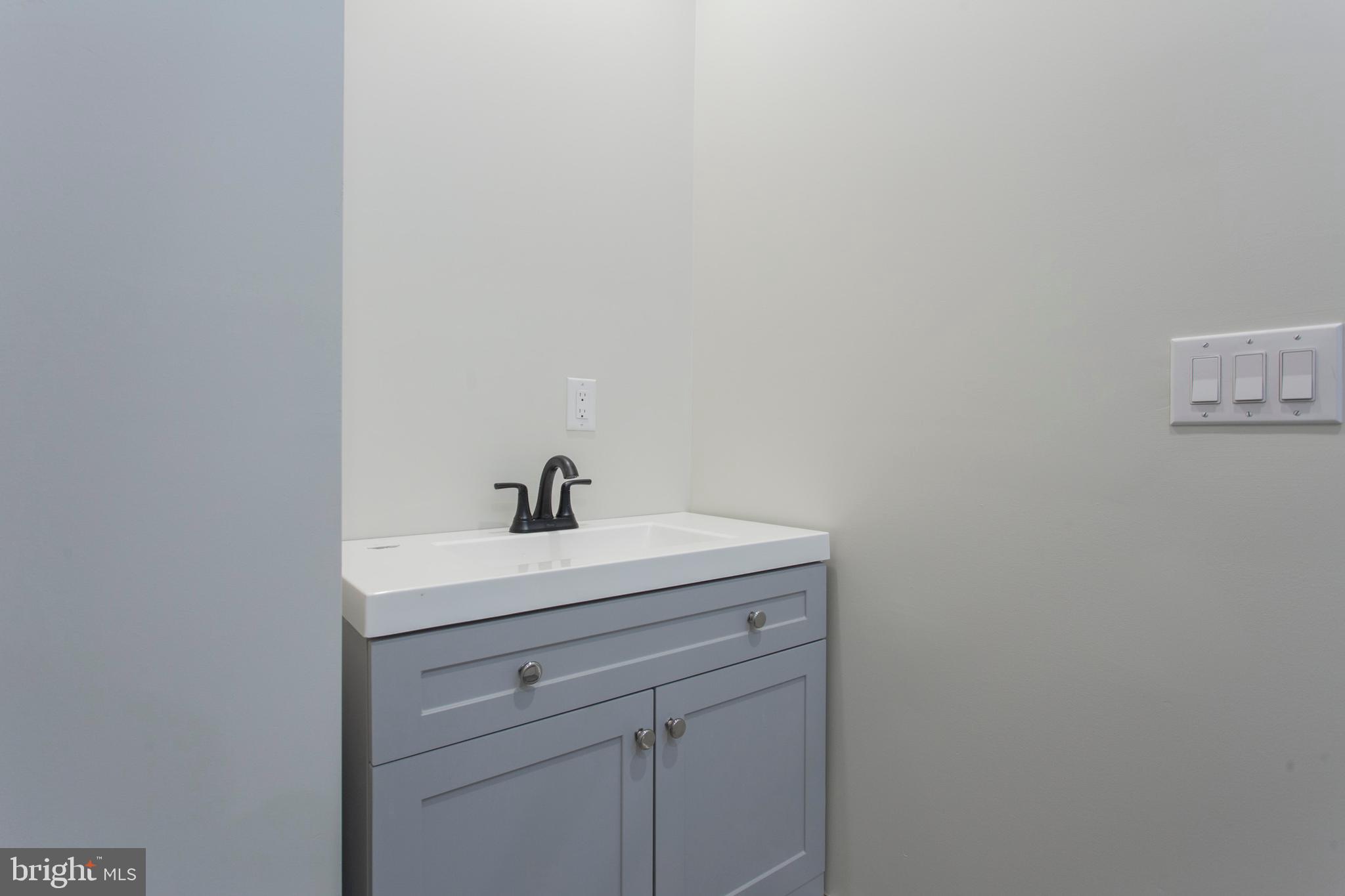 1617 Reed Street Philadelphia, PA 19146 - Photo 39 of 45 Gallery Image 39
