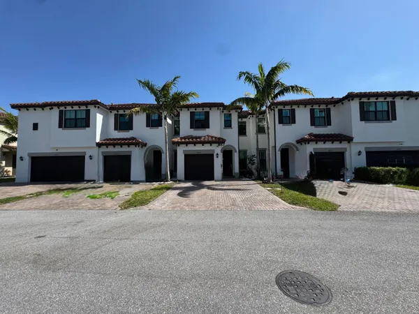 $2,800 | 2037 Oysterwood Lane, Riviera Beach, FL 33410