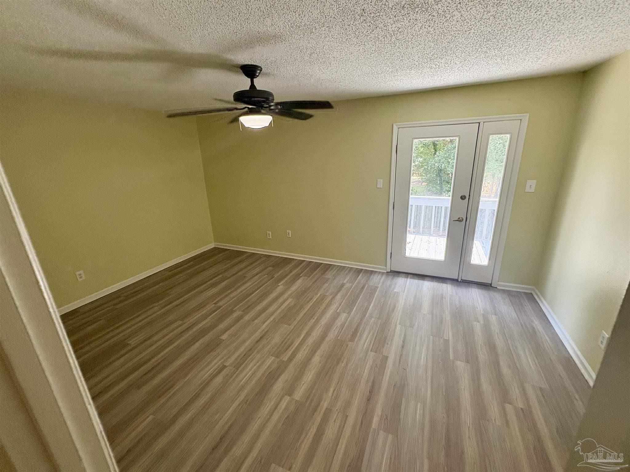 193 West Burgess Road Pensacola, FL 32503 - Photo 8 of 12