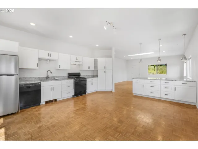 $550,000 | 2689 Cupola Drive, Eugene, OR 97403