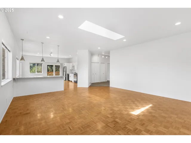 $550,000 | 2689 Cupola Drive, Eugene, OR 97403