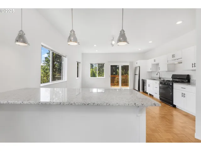 $550,000 | 2689 Cupola Drive, Eugene, OR 97403