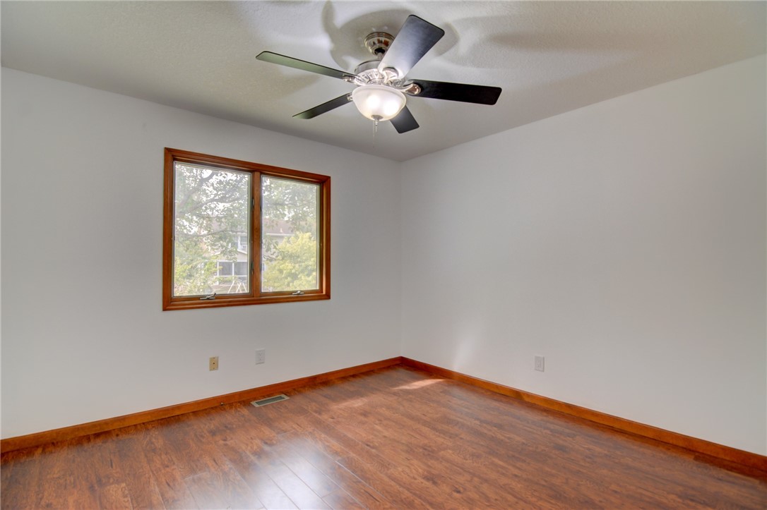 933 West Frank Drive Decatur, IL 62526 - Photo 15 of 30