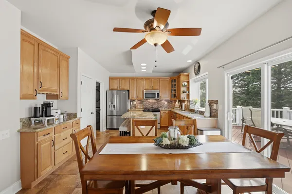 $615,000 | 6 Reedsworth Court, Algonquin, IL 60102