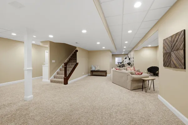 $615,000 | 6 Reedsworth Court, Algonquin, IL 60102