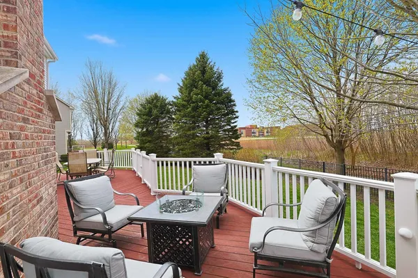 $615,000 | 6 Reedsworth Court, Algonquin, IL 60102