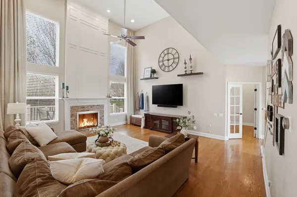 $615,000 | 6 Reedsworth Court, Algonquin, IL 60102