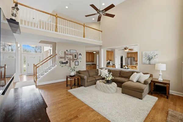 $615,000 | 6 Reedsworth Court, Algonquin, IL 60102