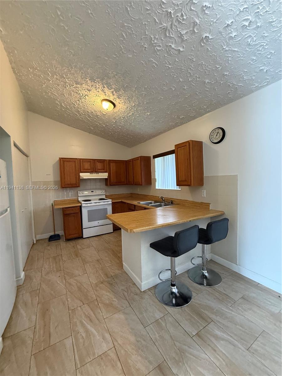 13628 Southwest 287th Lane Homestead, FL 33033 - Photo 3 of 17