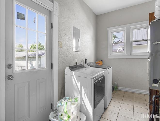 210 North Oak Street Redkey, IN 47373 - Photo 11 of 32