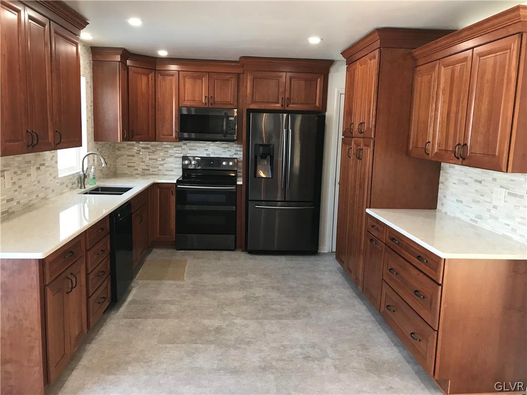 970 Park Estates Road Wind Gap, PA 18091 - Photo 13 of 33 Gallery Image 13