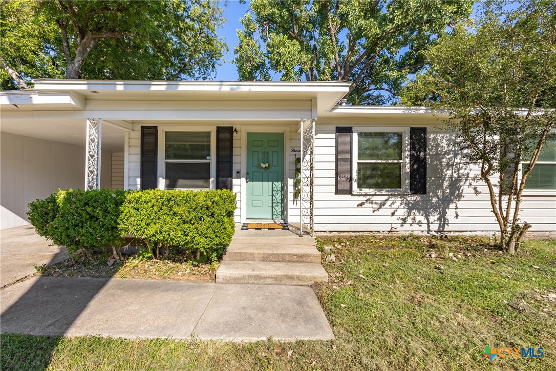 13 North 41st Street Temple, TX 76504 - Photo 2 of 20 front view of a house with a yard
