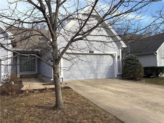 $390,000 | 11951 Slater Street, Overland Park, KS 66213