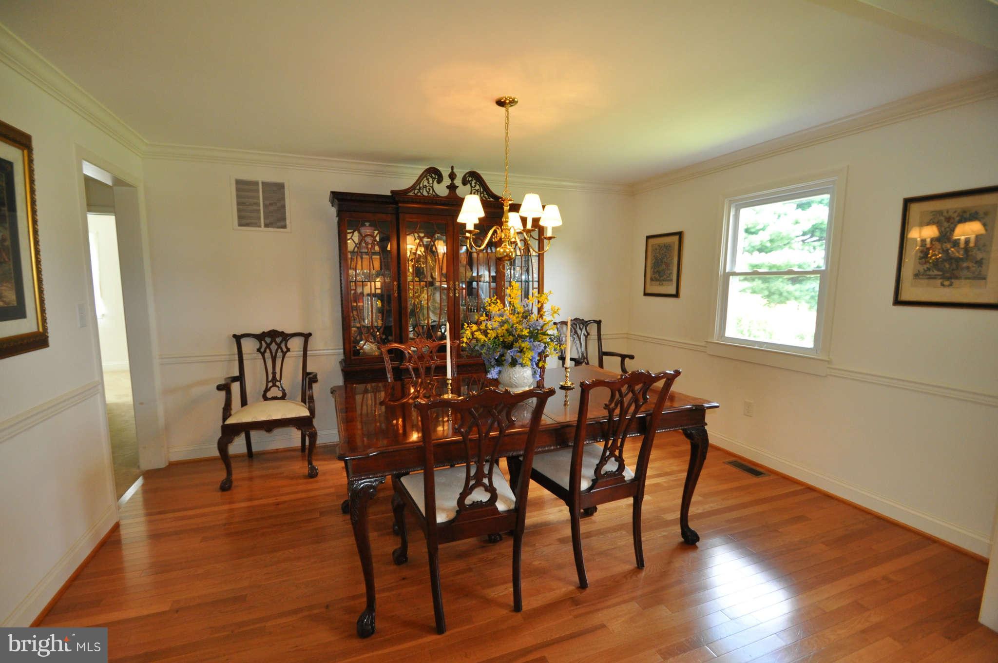 324 Kolbe Road Westminster, MD 21157 - Photo 3 of 11 BREATH TAKING ROOMS THROUGHOUT