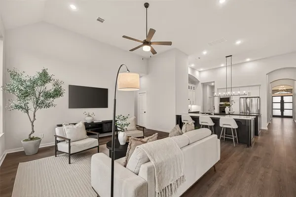 $650,000 | 8818 Blue Grotto Lane, Manvel, TX 77578