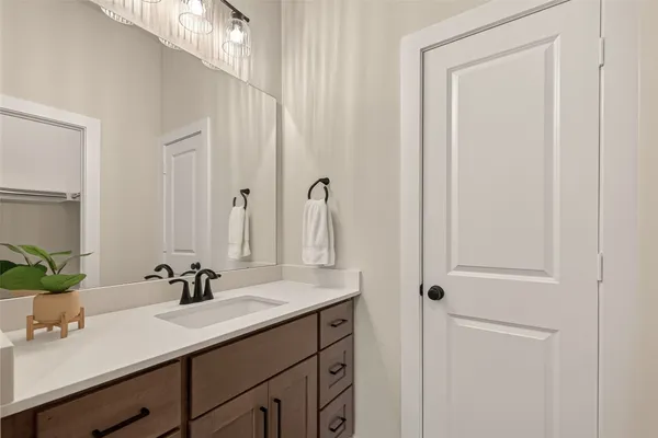 $650,000 | 8818 Blue Grotto Lane, Manvel, TX 77578