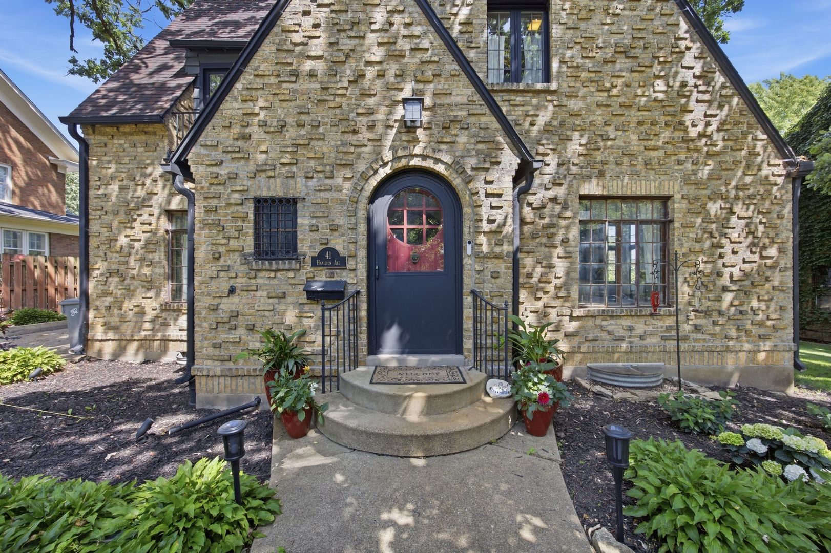41 Hamilton Avenue Elgin, IL 60123 - Photo 4 of 65