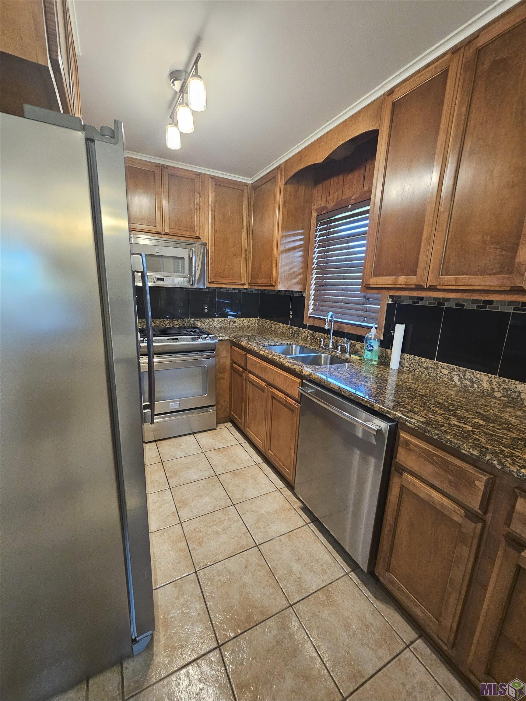 128 Riley Drive Houma, LA 70363 - Photo 7 of 15