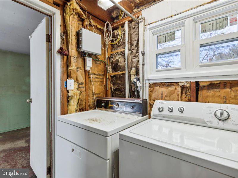 437 Haywood Road Ambler, PA 19002 - Photo 9 of 14 a utility room with dryer and washer