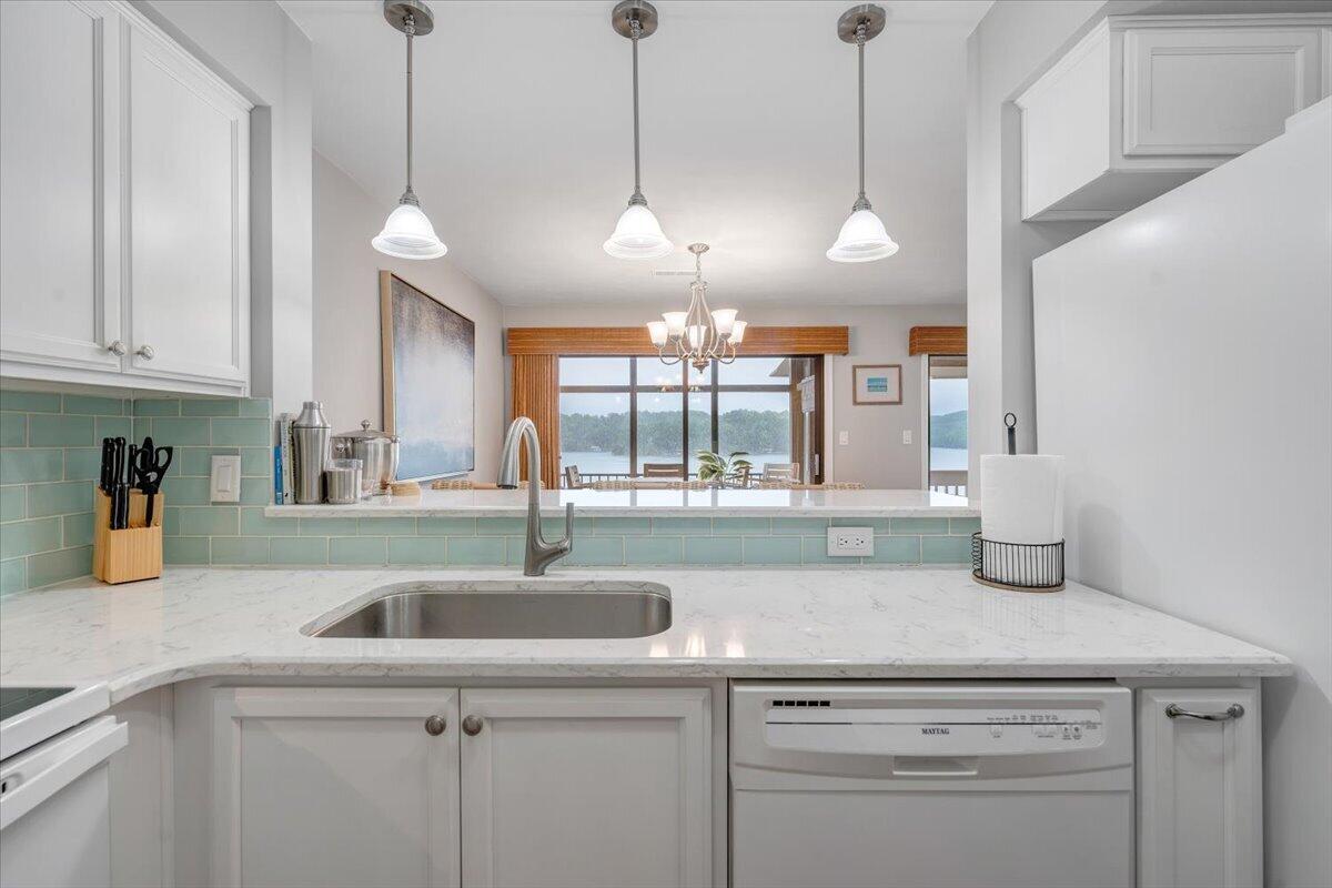 850 Gangplank Road, Unit 310 Moneta, VA 24121 - Photo 35 of 74 33-MIB00243