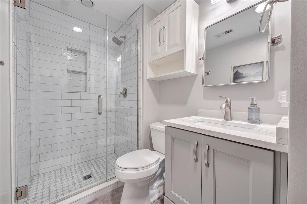 850 Gangplank Road, Unit 310 Moneta, VA 24121 - Photo 41 of 74 39-MIB00207
