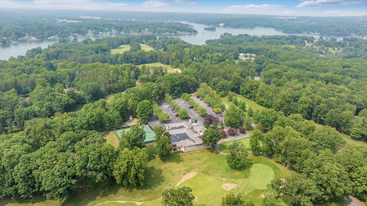 850 Gangplank Road, Unit 310 Moneta, VA 24121 - Photo 67 of 74 67-06-DJI_20230606151912_0022_D