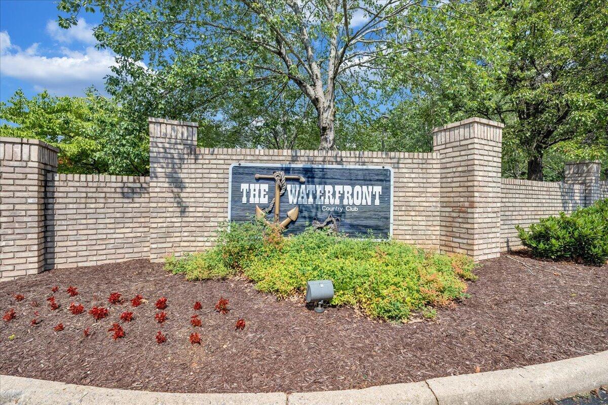 850 Gangplank Road, Unit 310 Moneta, VA 24121 - Photo 73 of 74 74-01-MIB00555