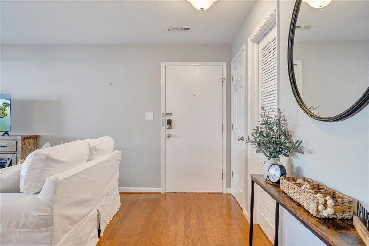 850 Gangplank Road, Unit 310 Moneta, VA 24121 - Photo 8 of 74 06-MIB00246