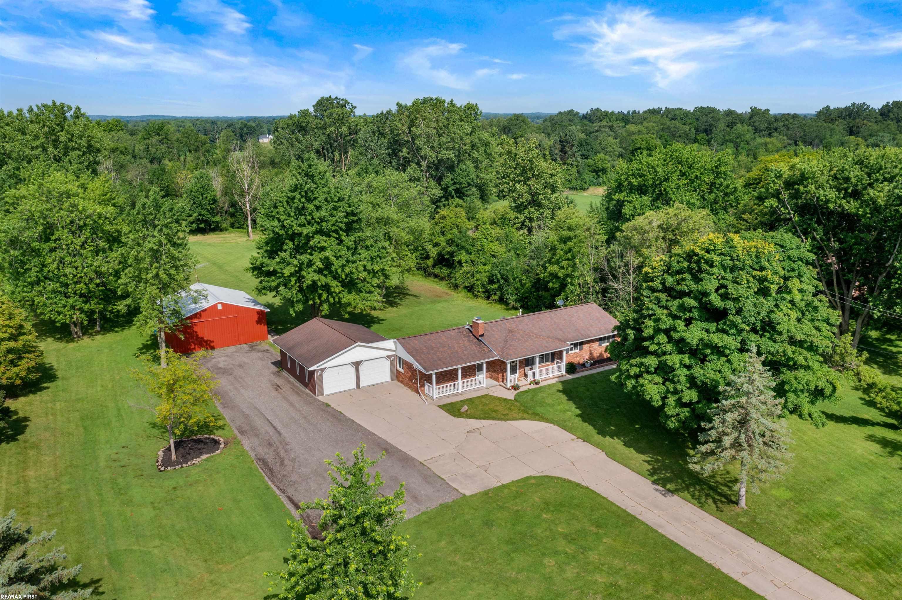74201 McFadden Road Armada, MI 48005 - Photo 2 of 40