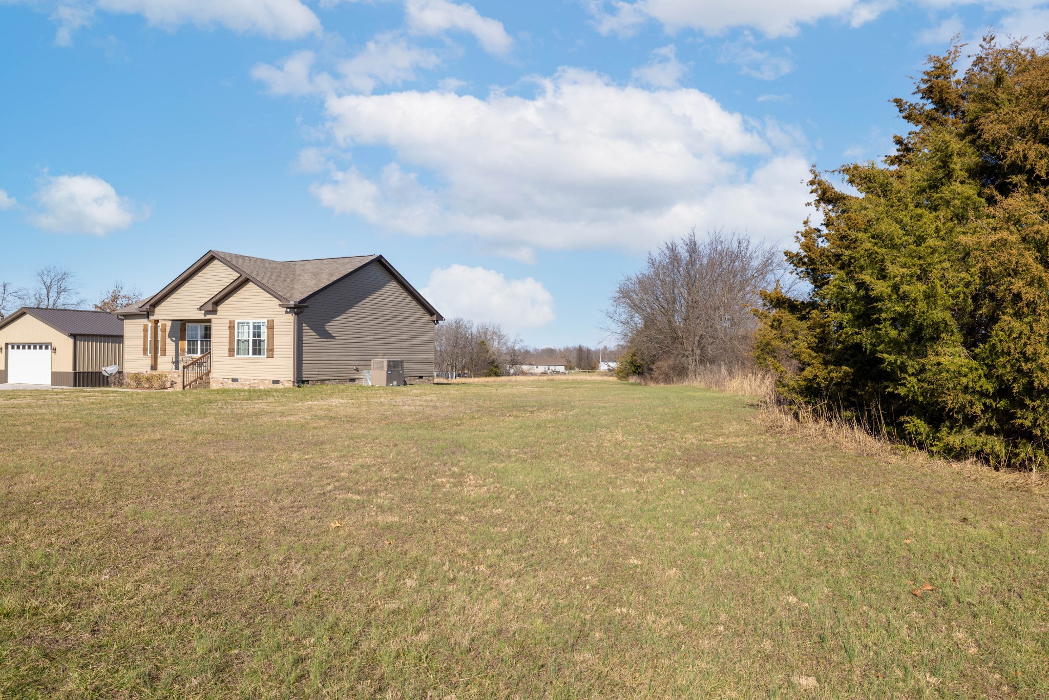 950 White Road Portland, TN 37148 - Photo 4 of 35 a view of house with garden