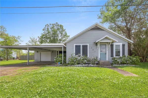 $175,000 | 207 Duff Street, Dequincy, LA 70633