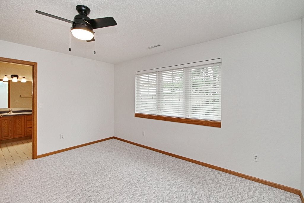 638 Pine Ridge Road Coralville, IA 52241 - Photo 15 of 25 Gallery Image 15