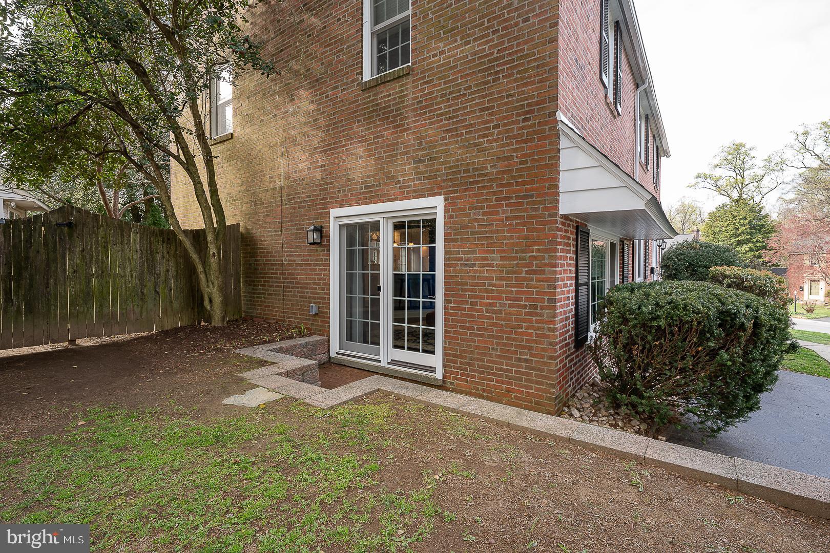 802 Pleasant Hill Road Wallingford, PA 19086 - Photo 40 of 44 a house with a outdoor space