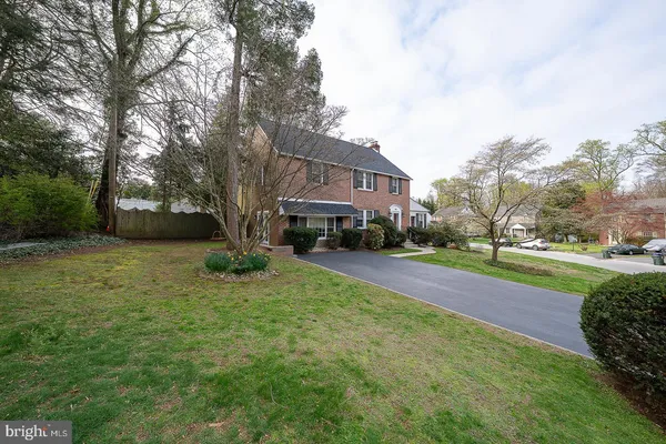 $667,000 | 802 Pleasant Hill Road, Wallingford, PA 19086