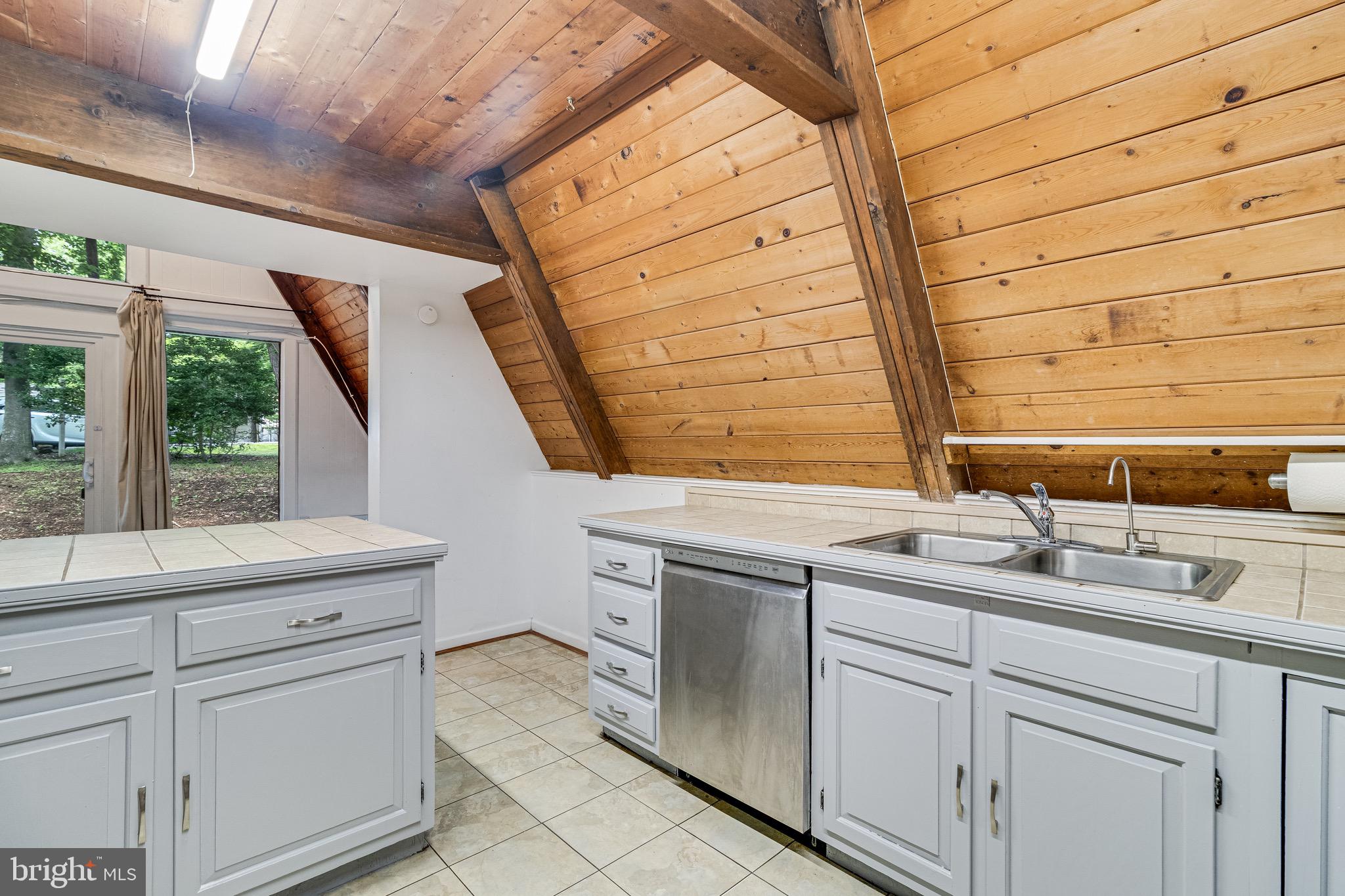 953 Santa Rosa Lane Lusby, MD 20657 - Photo 12 of 24 Gallery Image 12