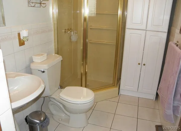 $425,000 | 158 Lake Street, Hamburg, NY 14075